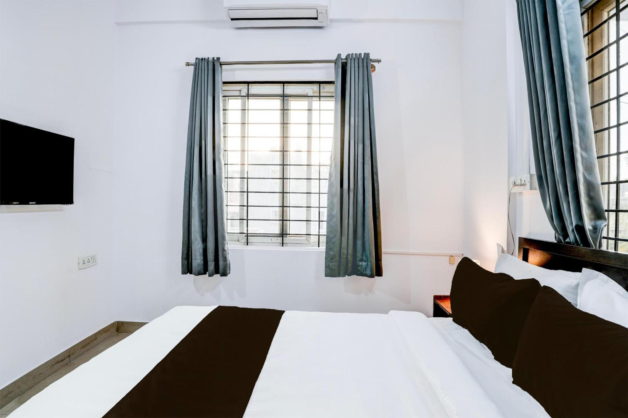 Super Hotel O Whitefield Bangalore Bagian luar foto