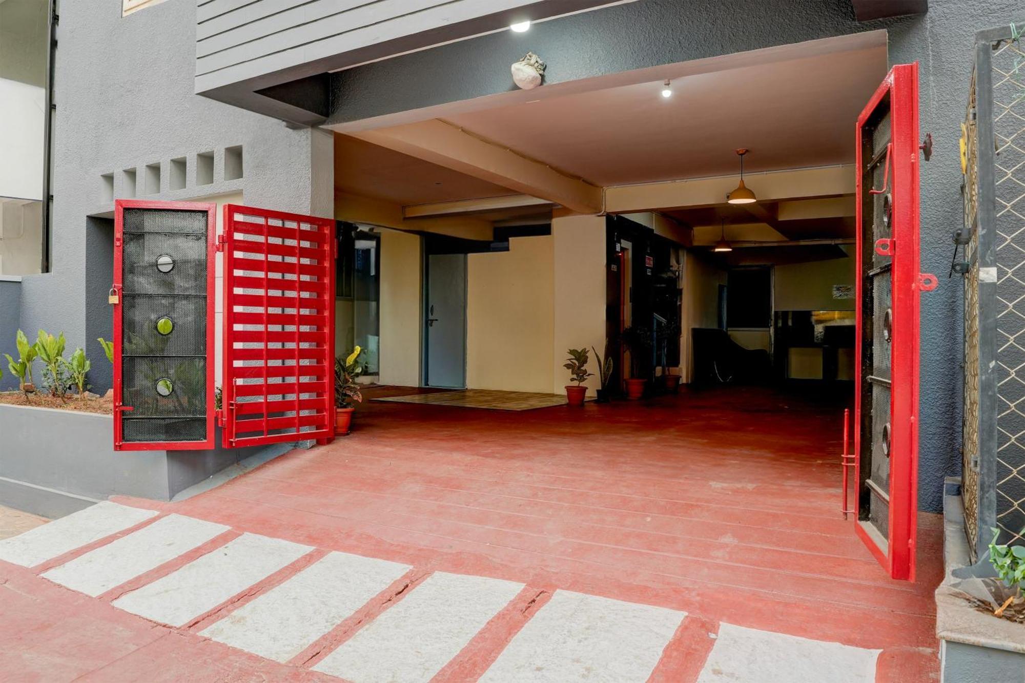 Super Hotel O Whitefield Bangalore Bagian luar foto